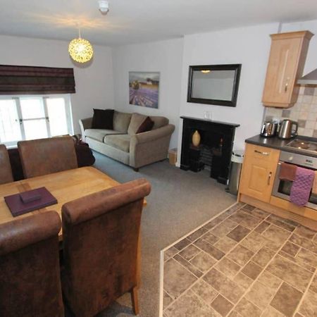 Top Floor Character Apartment In The Heart Of The City Centre Честер Экстерьер фото